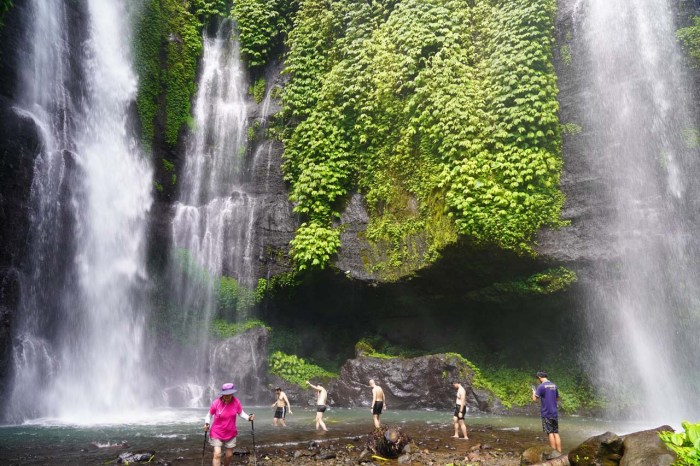 4 Air Terjun di Pacet yang Eksotis dan Mudah Diakses